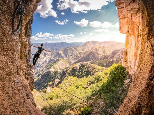 ¿Cuáles son los mejores ejercicios para fortalecer los músculos del brazo para la escalada?